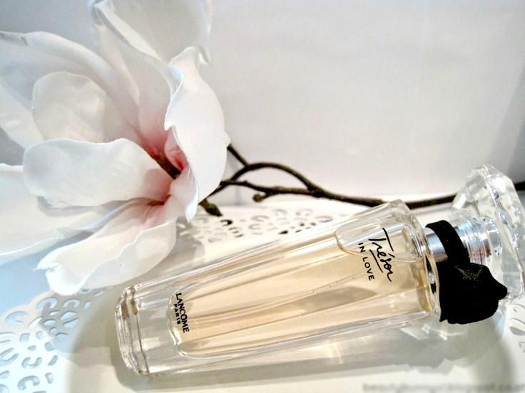 M&ugrave;i hương Nước Hoa Lancome Tresor In Love hiện đại, ki&ecirc;u sa